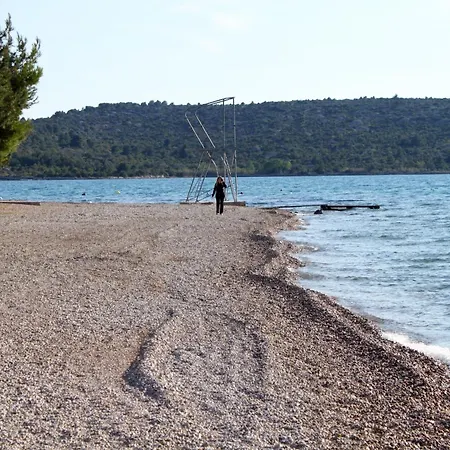 Appartamento With Parking Space Pirovac, Sibenik - 27461 Pirovac