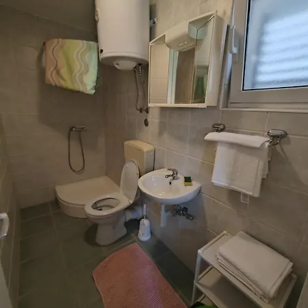 With Parking Space Pirovac, Sibenik - 27461 Appartamento *